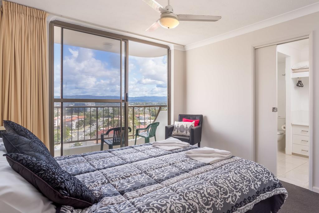 Ocean Royale Aparthotel Gold Coast Buitenkant foto