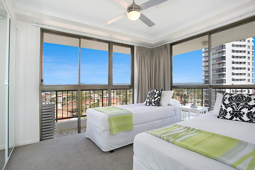 Ocean Royale Aparthotel Gold Coast Buitenkant foto