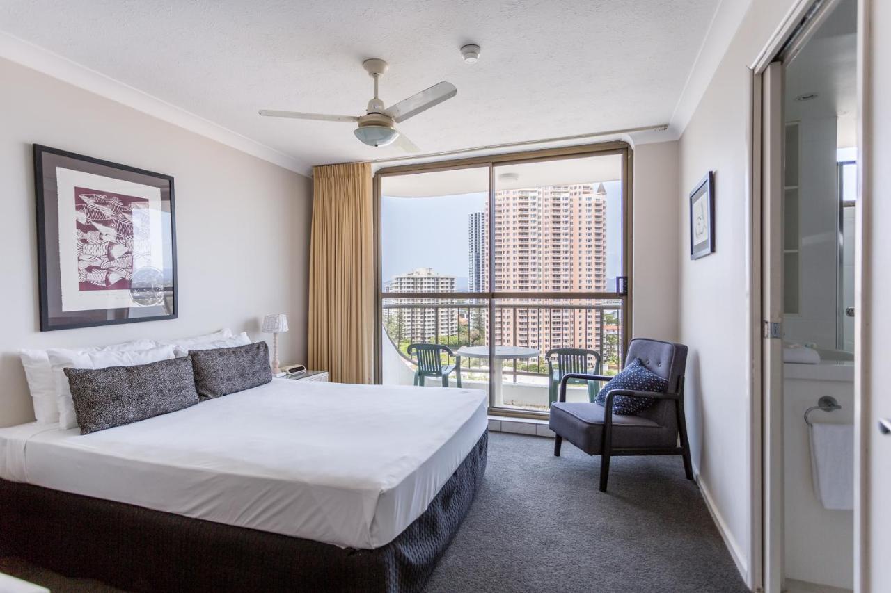 Ocean Royale Aparthotel Gold Coast Buitenkant foto
